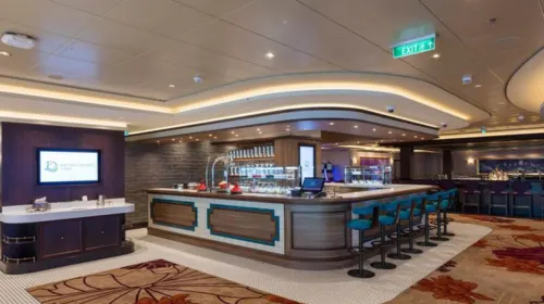 Lobby Cafe on Genting Dream
