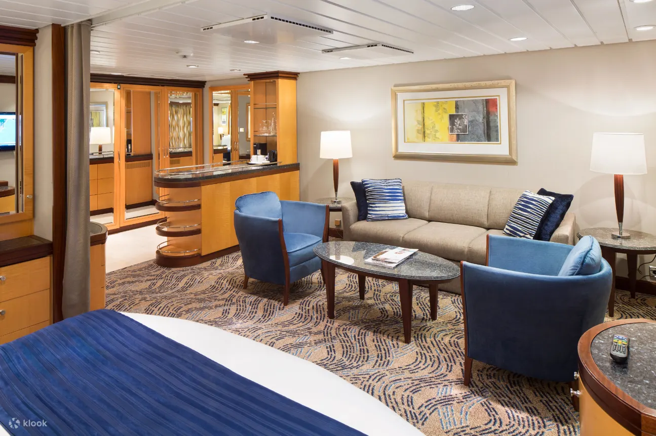 Grand Suite and above stateroom on Navigator of the Seas