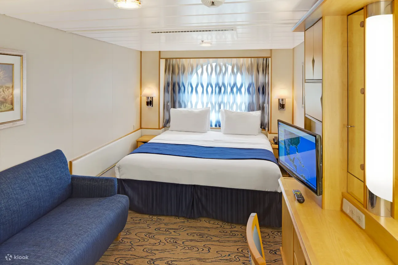 Oceanview stateroom on Navigator of the Seas