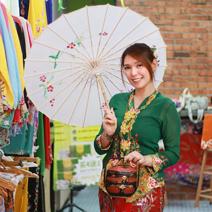Walk Like a Peranakan