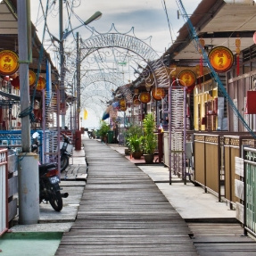 Colors of Georgetown by Trishaw