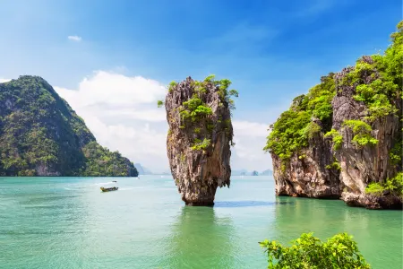 Star Voyager 4 Nights Kuala Lumpur - Phuket Cruise from Singapore